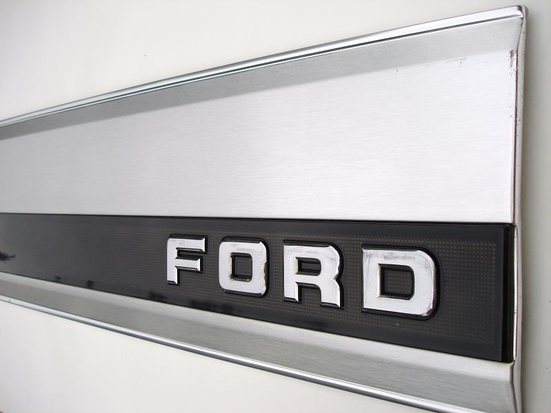 1990 Ford tailgate trim #2