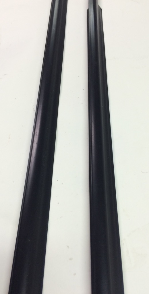 Windshield trim rubber ford #10